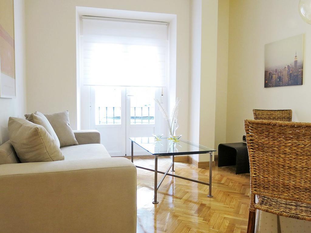 Almaden Apartment Madrid Room photo