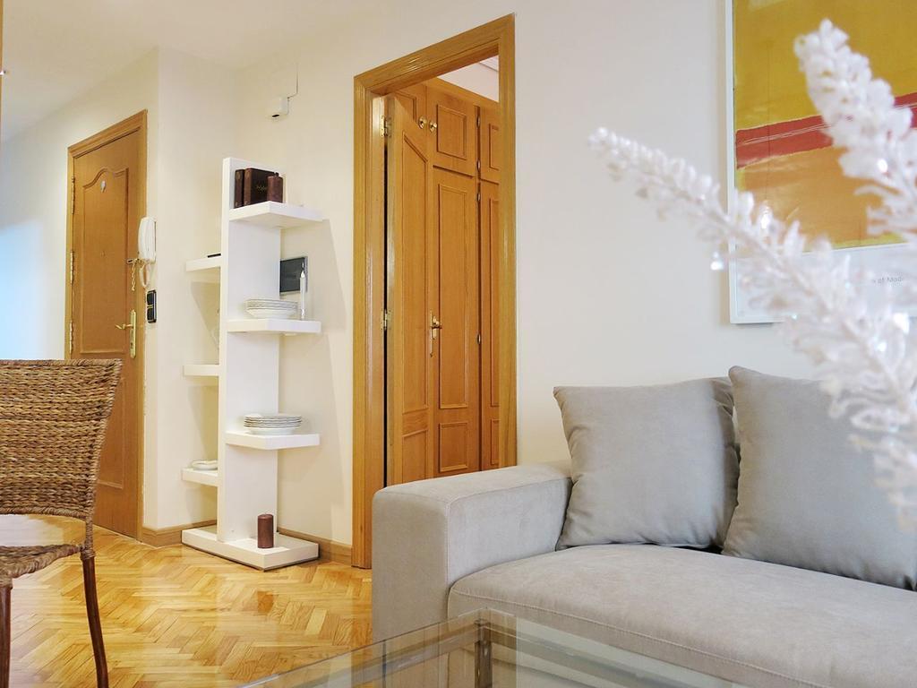 Almaden Apartment Madrid Room photo