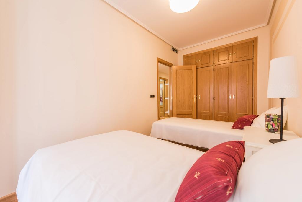 Almaden Apartment Madrid Room photo