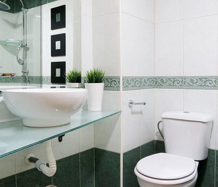 Almaden Apartment Madrid Room photo